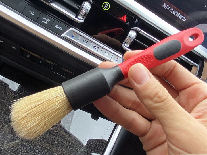Lucullan車内用ディテールブラシ（28cm）– 20％密度アップ・オールラバーグリップ・レッド